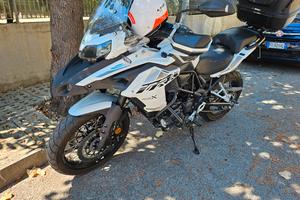 Benelli 502 trk x del  2022