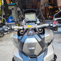 Xadv 750