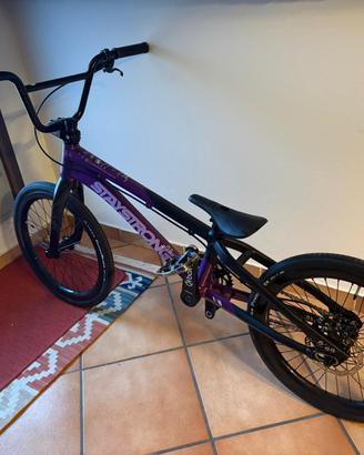 BMX STAY STRONG V5