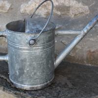 Annaffiatoio zincato vintage