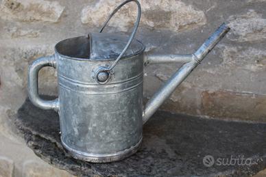 Annaffiatoio zincato vintage