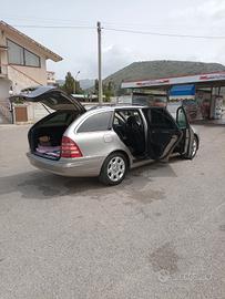 macchina Mercedes