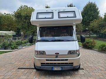 camper mansardato