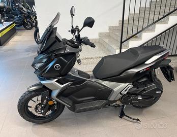 Voge Sfida SR1 125 ADV