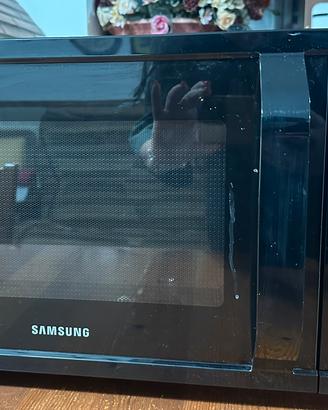 Microonde Samsung smart oven