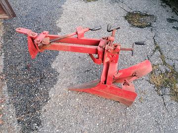 aratro per motocoltivatore 