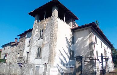 Edificio residenziale Località Camprena (AR)
