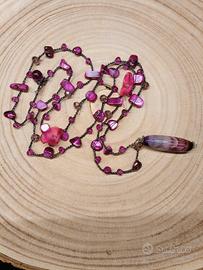 Collana lunga handmade fucsia e viola 