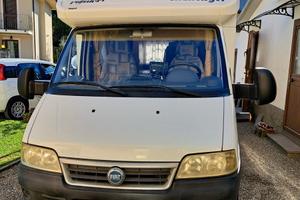 Camper semi integrale 2006