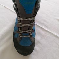 Scarpe pedule da montagna 