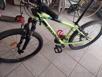 Mountainbike, ragazzo rockRider ST500