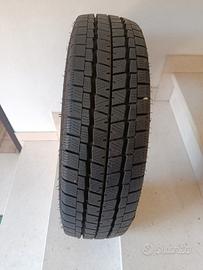 N.6 Pneumatici
