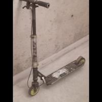 monopattino ( NO ELETTRICO)