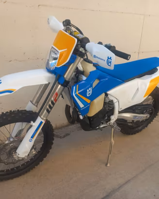 Husqvarna FE 350 Heritage 2025