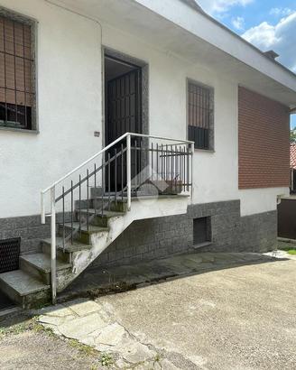 CASA SEMINDIPENDENTE A PRAY