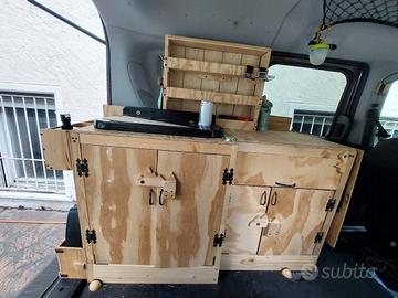 Cucina per mini camper