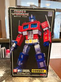Takara tomy Transformens convoy