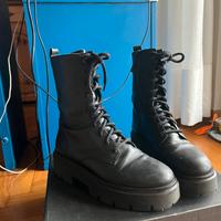 Anfibi donna Massimo Dutti