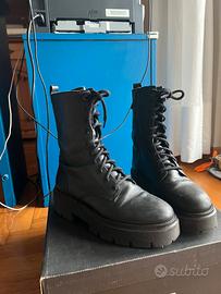 Anfibi donna Massimo Dutti