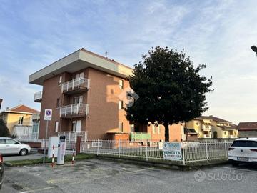 2 LOCALI A CIRIÈ