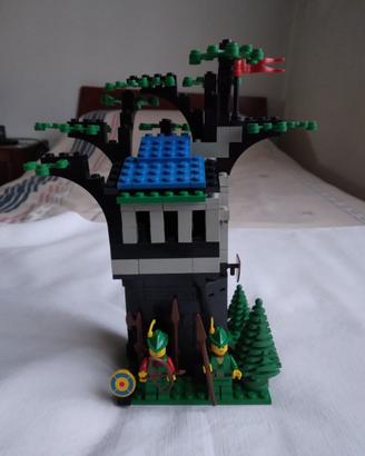 Lego castelli anni 80/90: rifugio Robin Hood 6054