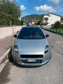 Grande punto 1.9 jtdm neopatentato
