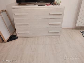 armadio camera da letto più cassettone