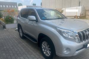 TOYOTA LAND CRUISER serie 150 anno 2017
