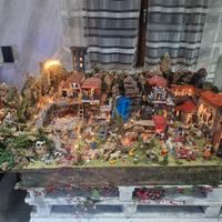 Presepe natalizio fatto e dipinto a mano