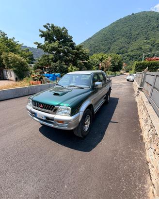 Mitsubishi l200