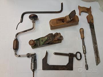 attrezzi vecchi da falegname 