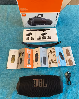 Jbl Charge 6 nero nuovo scatola e accessori