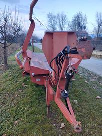 Rimorchio caricaballe ribaltabile 