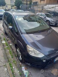 Ford s max
