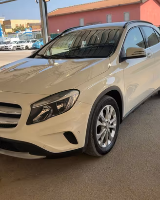 Mercedes-Benz GLA 200d Executive