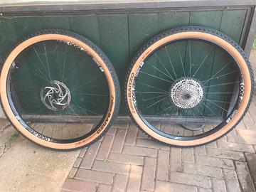 Ruote complete boost dtSwiss x1900 Barzo nuove 12v