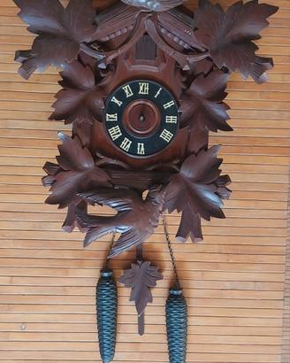 Orologio a cucu in legno
