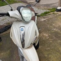 Piaggio Beverly 300