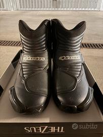 Scarpe moto Alpinestars