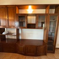 Mobile in legno massello