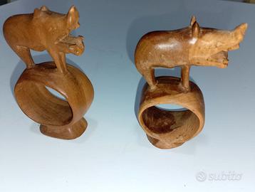 Portatovaglioli in legno