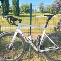 Specialized tarmac sworks sram red 12 v