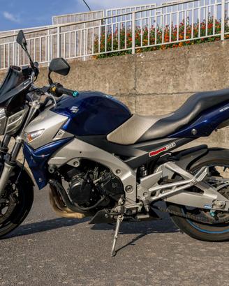 Suzuki GSR 600