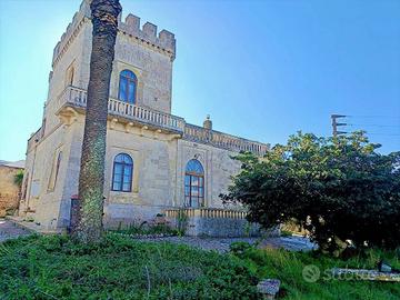 Villa di 168 m² con più di 5 locali e box auto dop