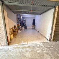 Box auto a Giarre (CT)