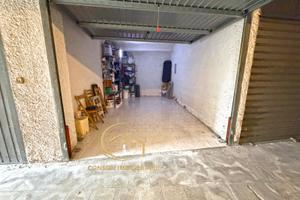 Box auto a Giarre (CT)