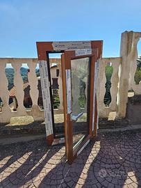 Finestra in pvc effetto legno