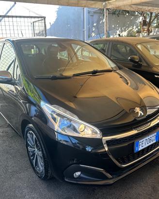 Peugeot 208 PureTech 82 5 porte Allure