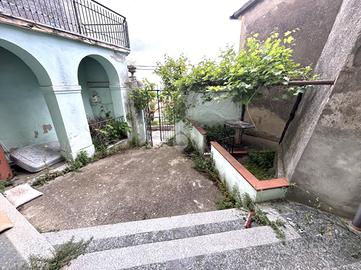 CASA SEMINDIPENDENTE A LAMEZIA TERME