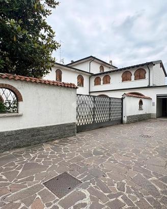 CASA INDIPENDENTE A CREMA